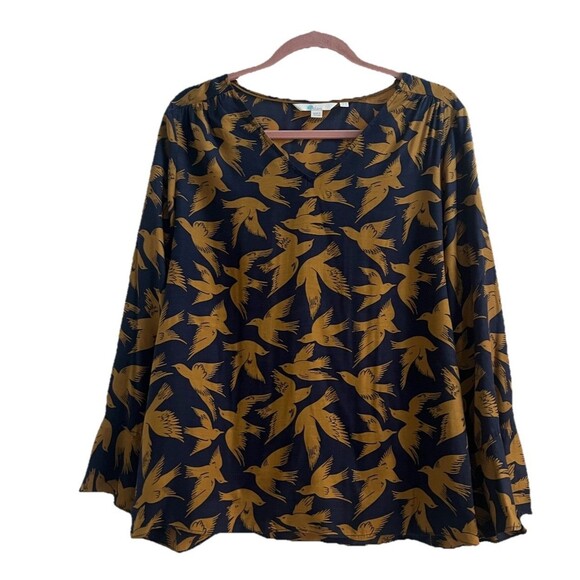 Boden Bird Print Bell Sleeve Lucie Blouse Top Size 12 Silk Blend - Picture 3 of 8